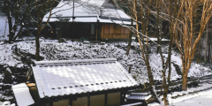 img025